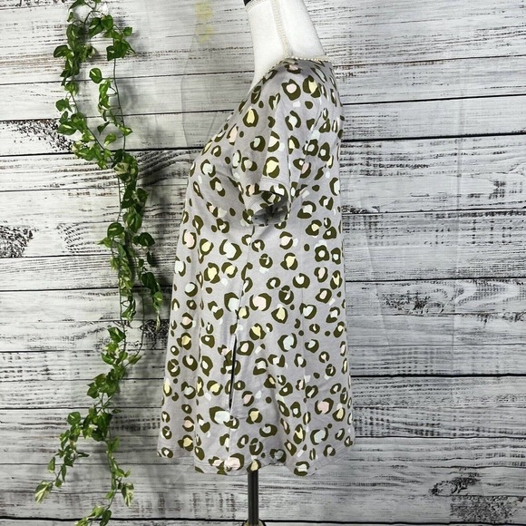 Lori Goldstein LOGO Top Tunic size Extra Small Lilac Green Leopard Pockets Slim - Picture 10 of 13